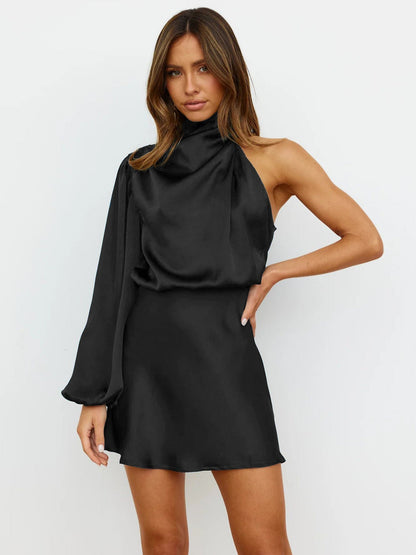 Céline | Mini robe à épaules nues